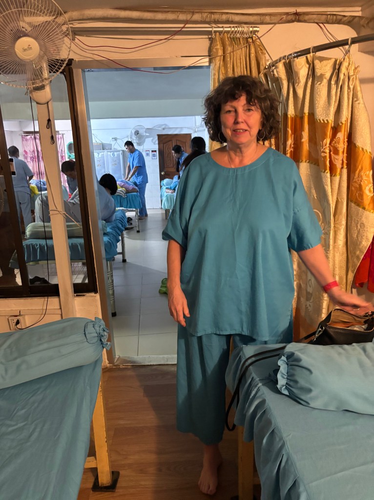 Kvinne i grønne klær